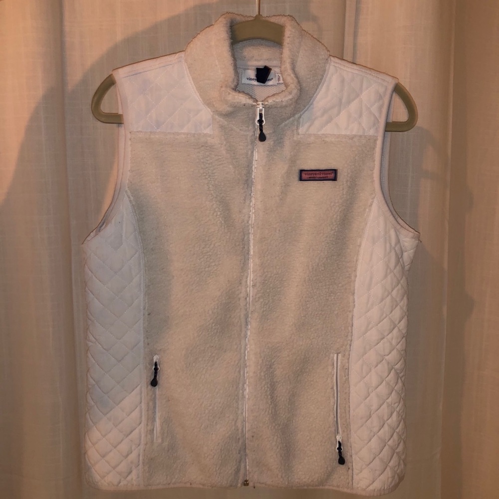 Vineyard vines vest